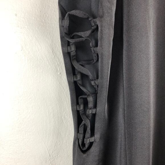 Capulet Black High Mock Neck Cut Out Side Sleeveless Cocktail Bodycon Mini Dress - Picture 4 of 10